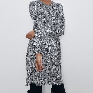 zara flowy printed dress